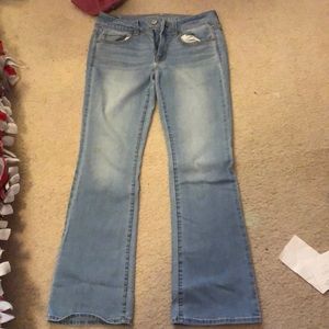 American Eagle Short Kick Boot Jeans